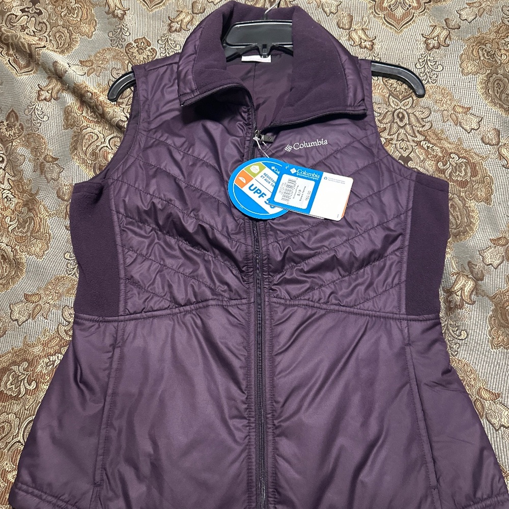 Columbia Sportswear Company Size SmallPurple Vest